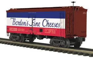 MTH Premier Borden's Fine Cheeses 36' wood reefer,  3 rail
