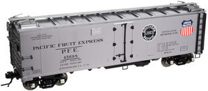 Atlas O PFE (silver)  40' steel reefer, 3 rail or 2 rail