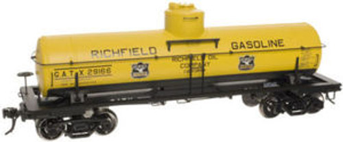 Atlas O Richfield Oil 8000 gallon tank car, 3 rail or 2 rail