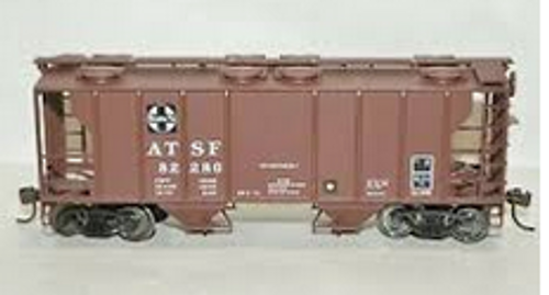 Lionel Santa Fe  34'  PS-2  covered hopper car, 3 rail