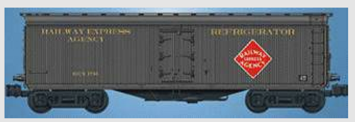 Lionel REA  40'  milk express  reefer with internal milk tanks,  3 rail