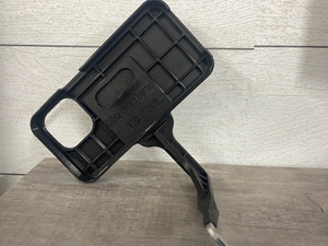 MobileLyre 13pro case with saxophone lyre pictured. MobileLyre 13pro case with saxophone lyre pictured.