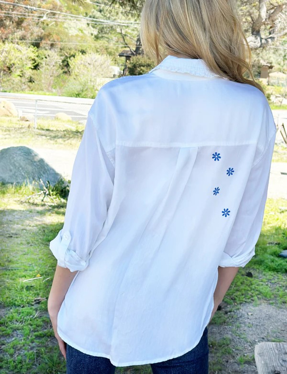 Daisy Embroidered Shirt BT6647T - Parts Unknown