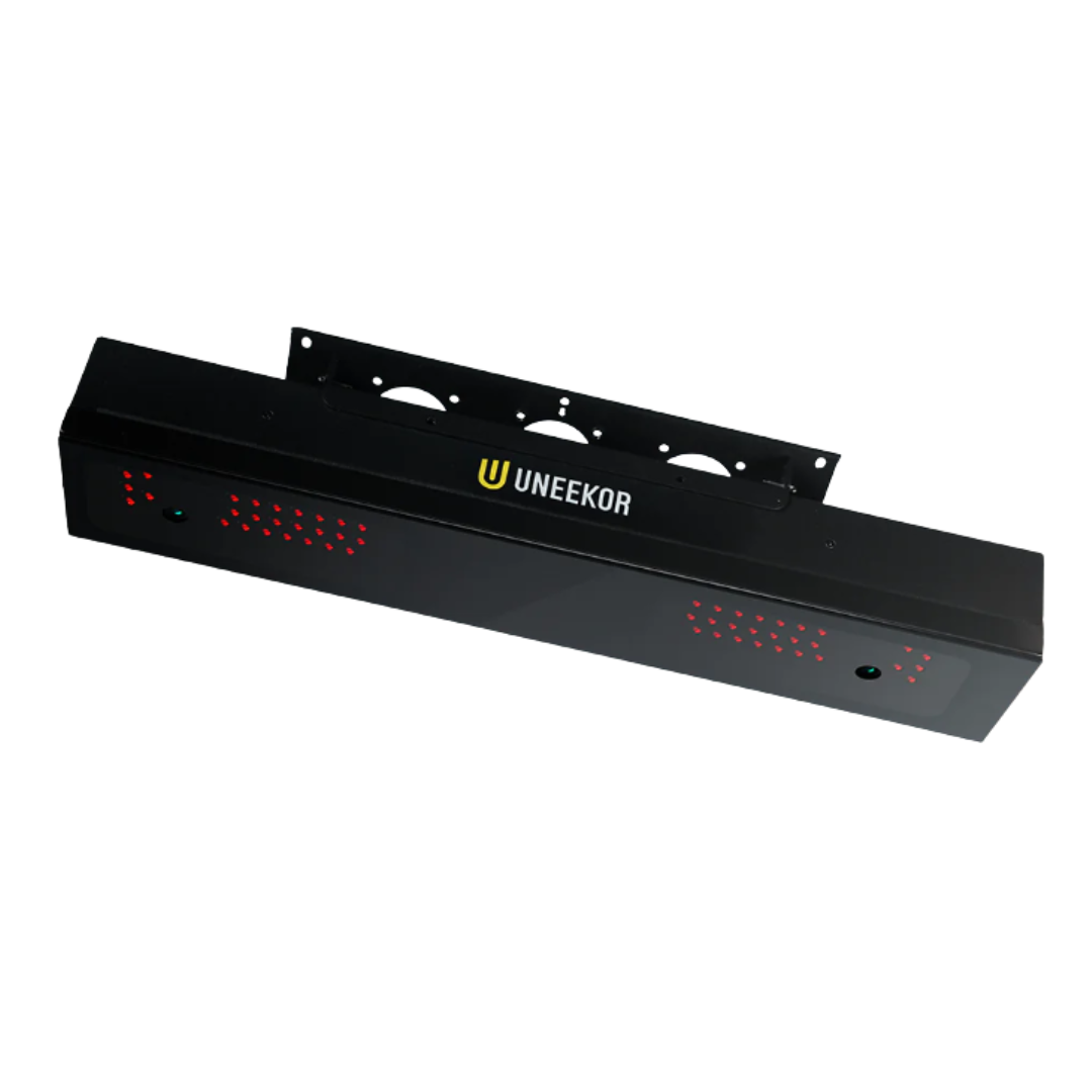 Uneekor EYE XR Launch Monitor