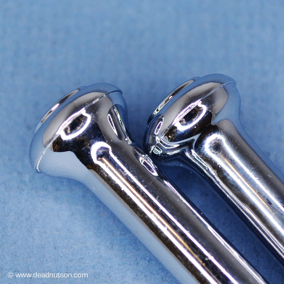 ★新品 フォード エコノライン 1969ー1974年 ドアロックノブ クローム NOS 1968-77 Ford Chrome Door Lock Knobs - Dead Nuts On