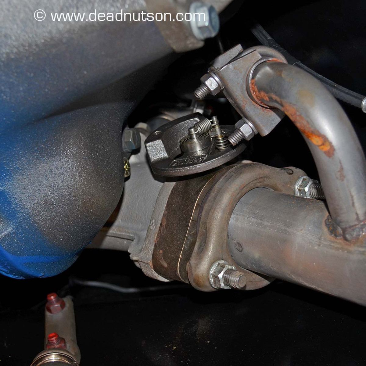 BOSS 429 Exhaust Heat Riser Flapper Valve Dead Nuts On