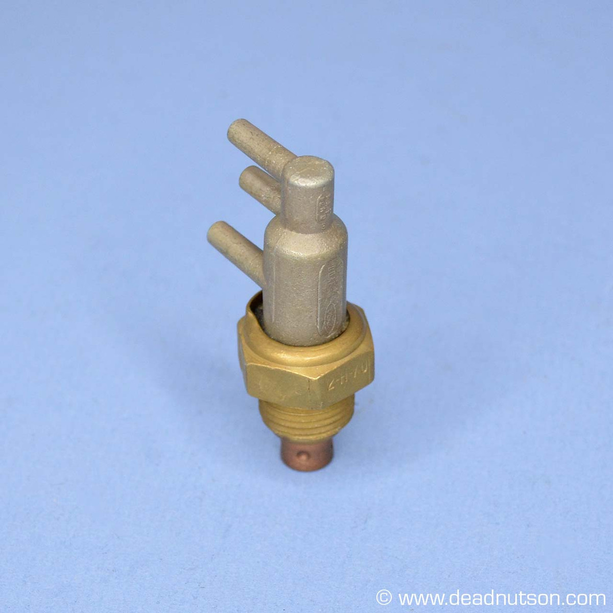 D0AEA Ported Vacuum Switch USED Dead Nuts On