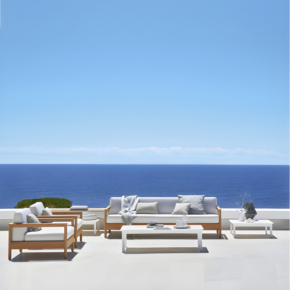Bali Outdoor Collection: Specifying Teak and Aluminum Lounge Furniture for Hotel and Resort Terraces