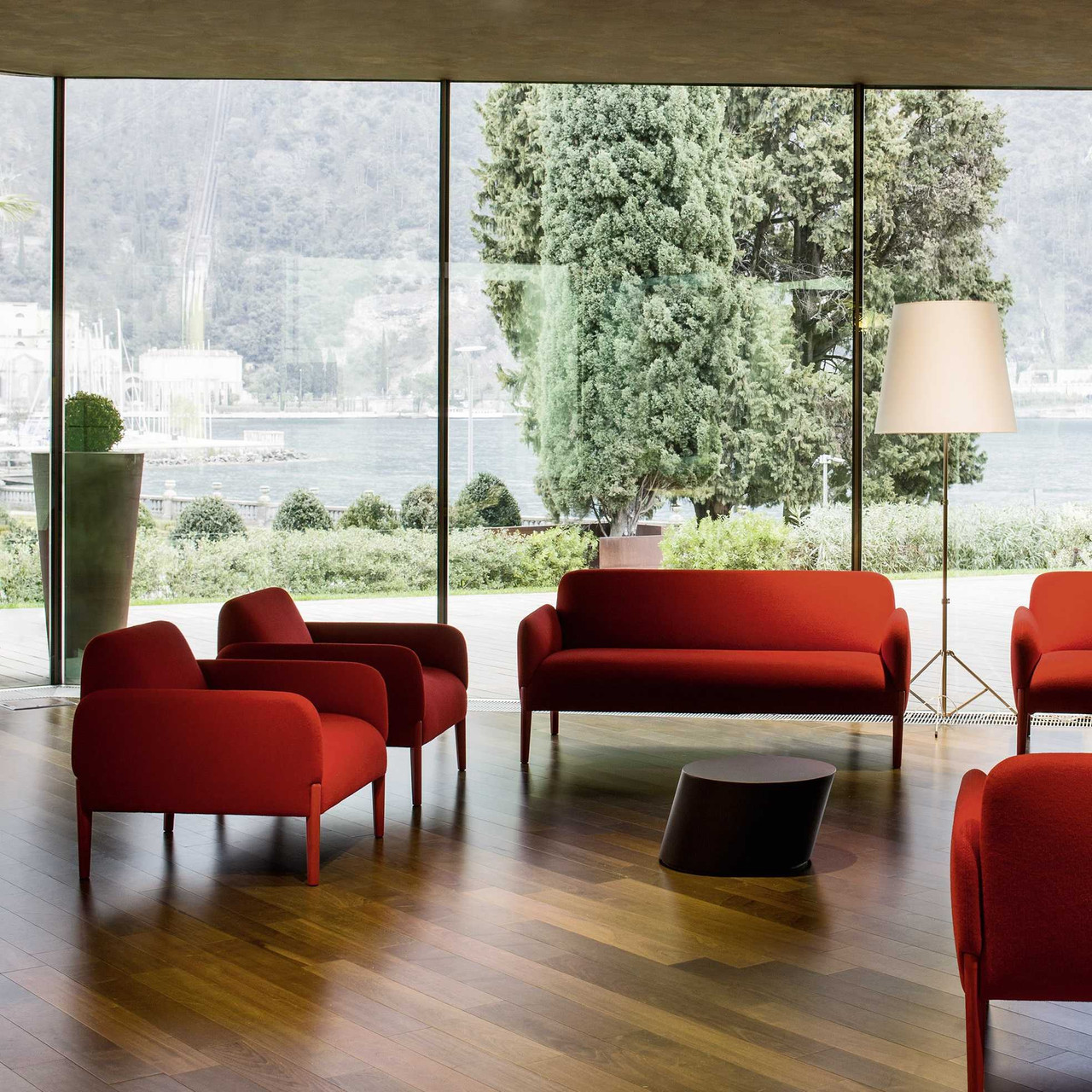 Join Armchair : Style and Durability Product