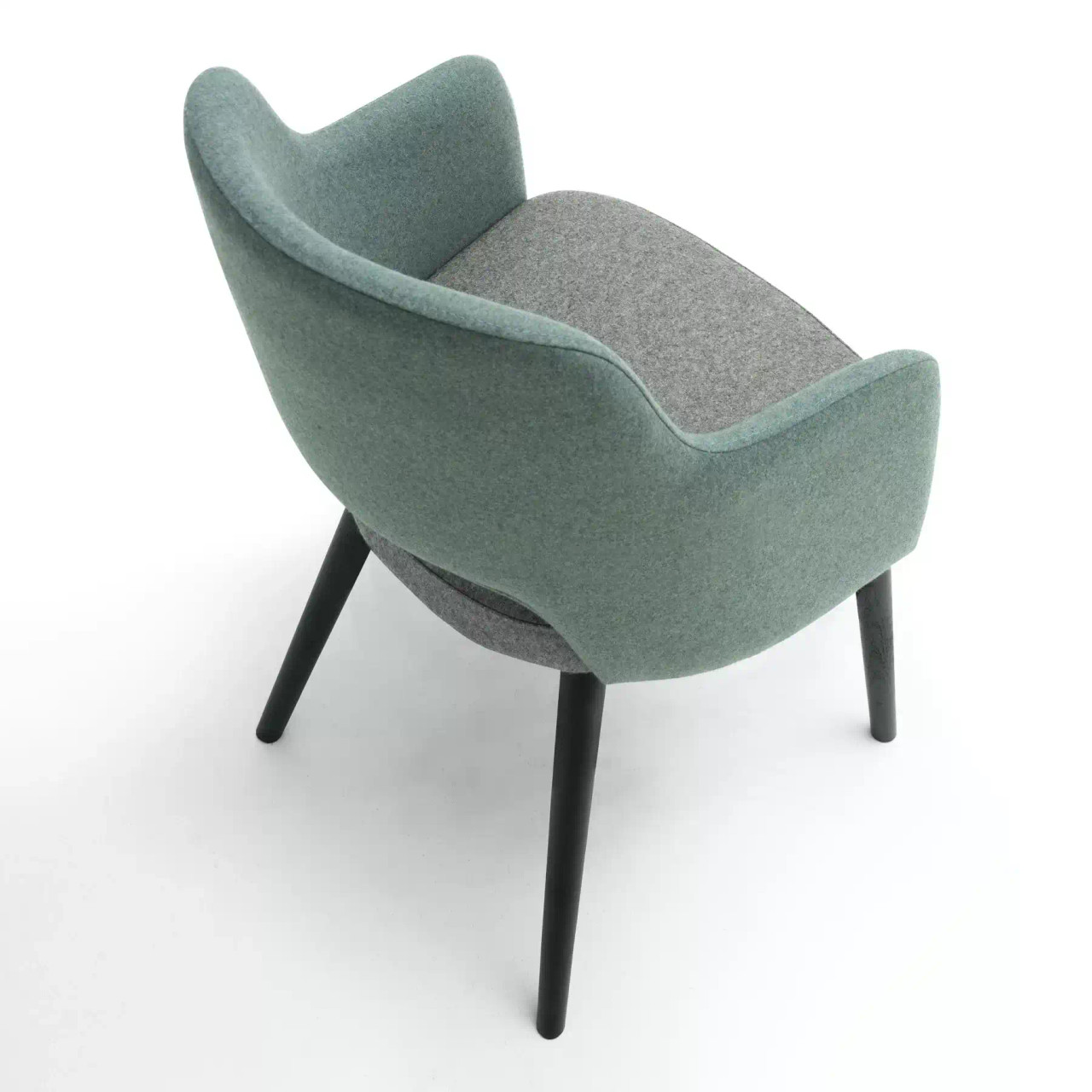 Axel Chair : Style and Durability Product