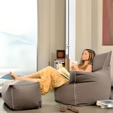 Throne Pouf Mondo Contract