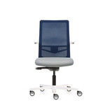 Equis Swivel Chair