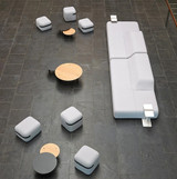 Season Pouf With Casters