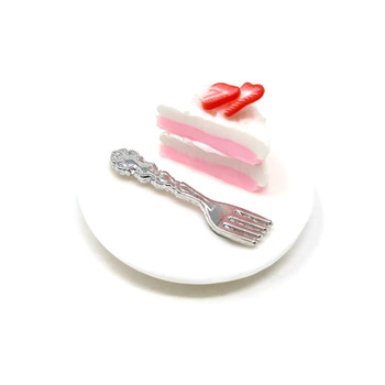 Fiddlehead Fairy Gardens - Cake On a Plate - Strawberry