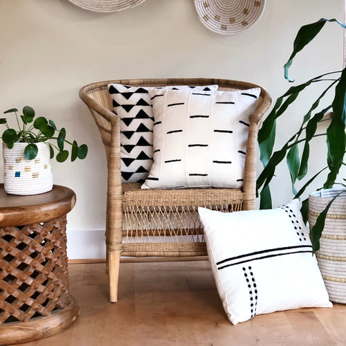 Sadza Dots + Lines Pillow Cover