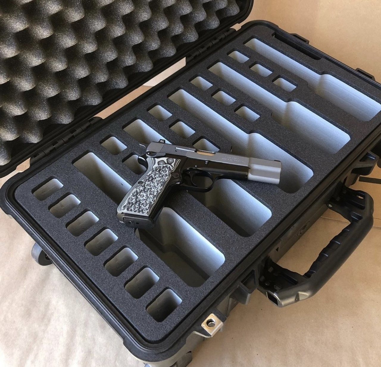 5-Pistol Foam Insert with Pelican 1510 Case