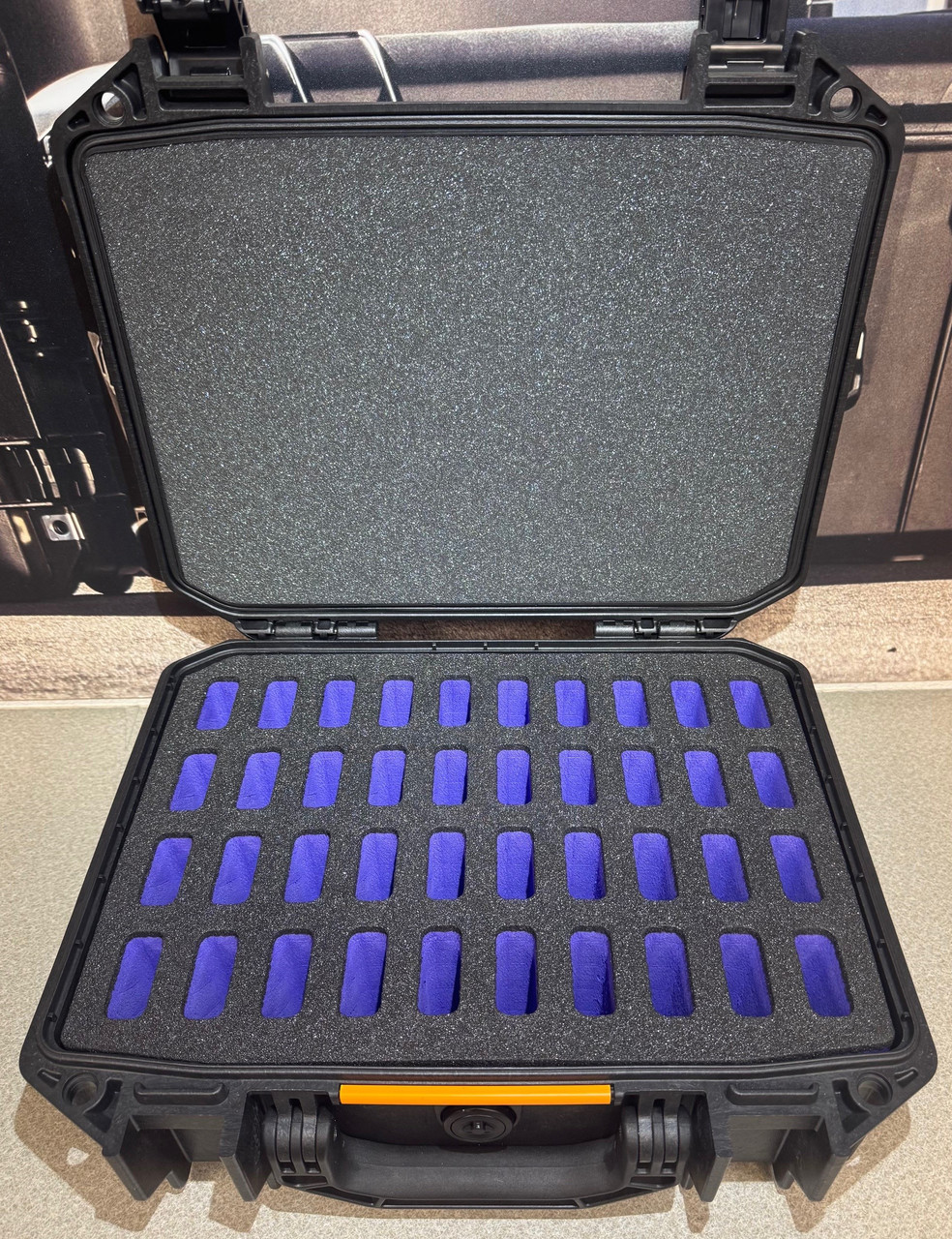 Pelican V200 Knife Case - Nalpak, Inc.