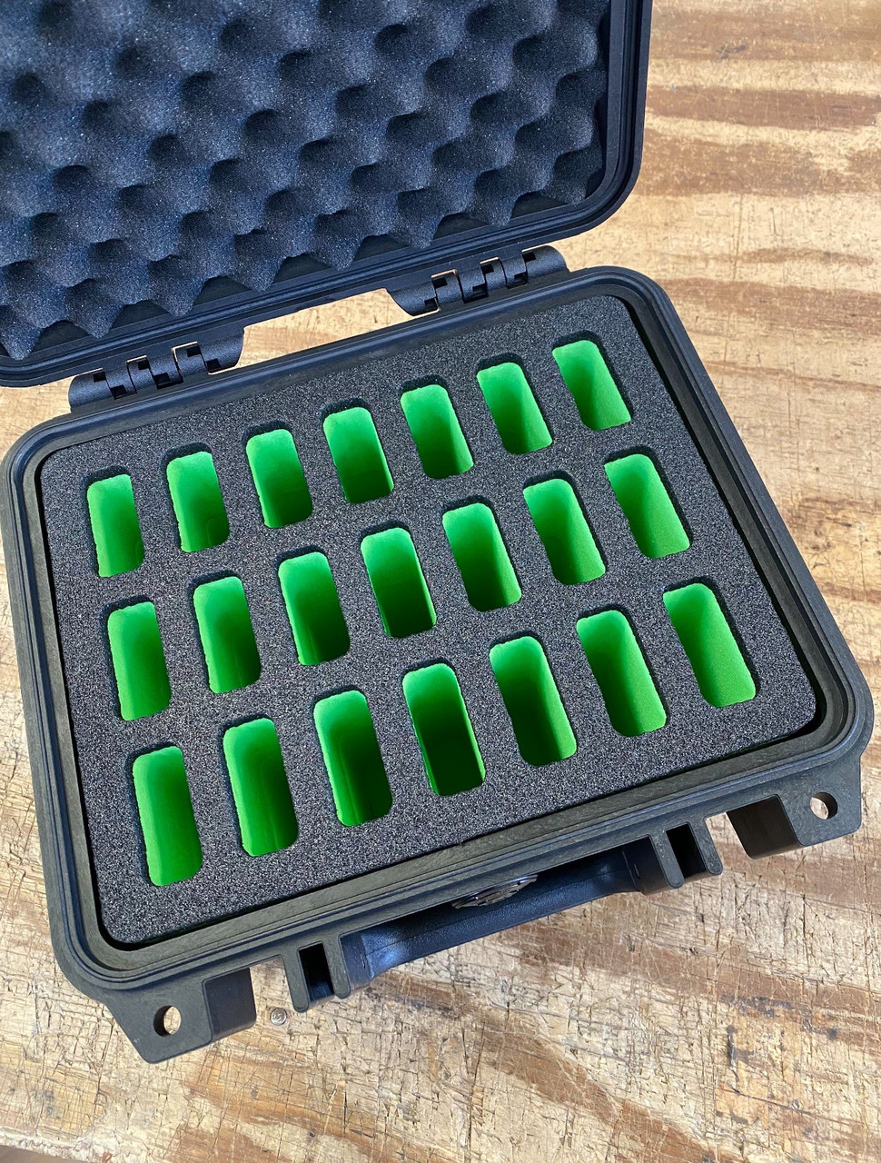 Pelican™ 1300 21-Knife FOAM ONLY - Nalpak, Inc.