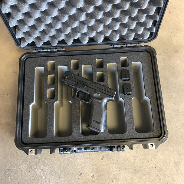 Pelican™ 1500 5-Pistol Case