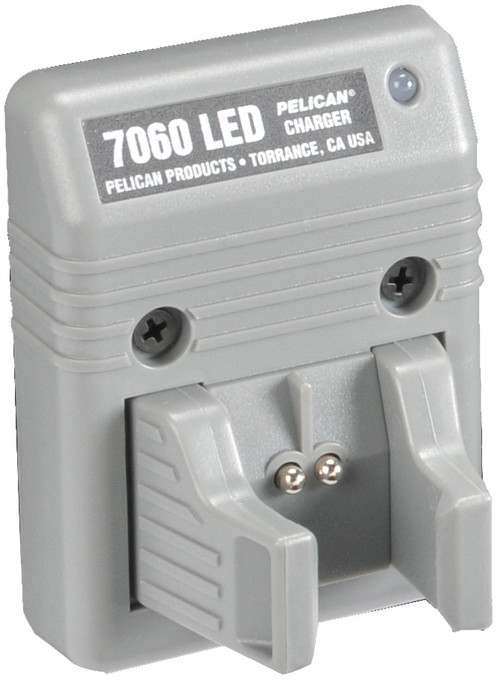 Pelican 7070 Fast Charger Desk/Dash - Nalpak, Inc.