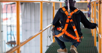 Which Type of Safety Harness Is Right for Your Job?