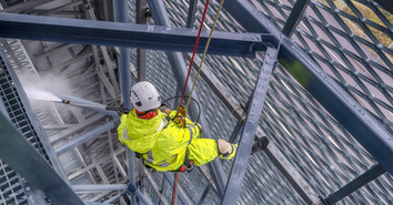 Best Practices for Safety During Industrial Rope Access Work