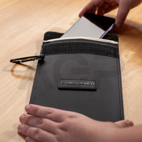 Cellairis Cyber Pouch