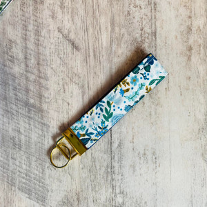 Rifle Paper Company - White Blue Roses Rifle Paper Company - White Blue Roses