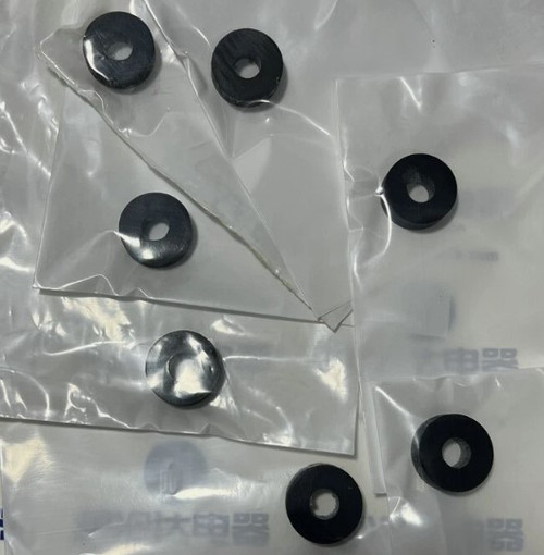 Seal,Terminal (0.4 X 1 X 0.3)