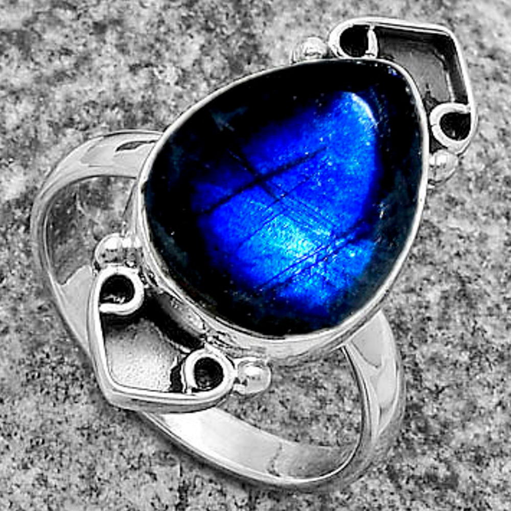 Anello ovale in labradorite, placcato in argento sterling 925