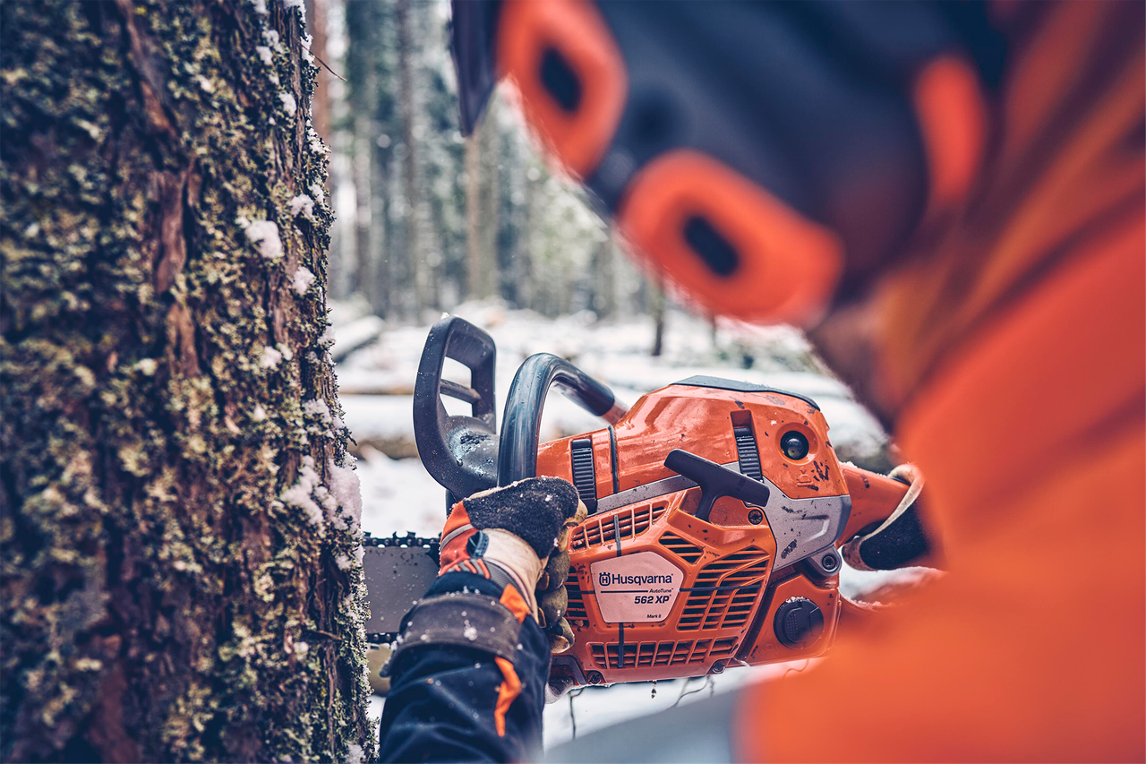 HUSQVARNA 562XP II 28" 3/8P 0.58G 60CC CHAINSAW
