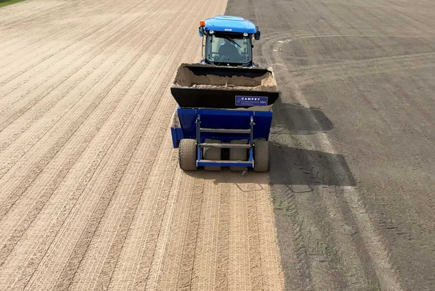 Speedresser | Topdresser