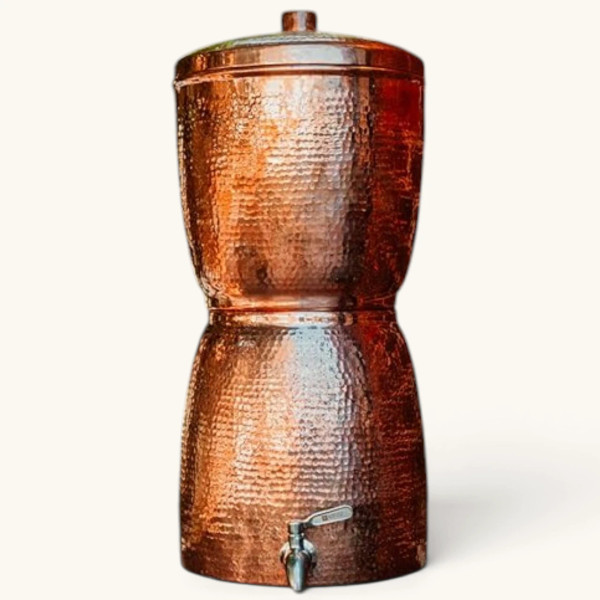 Our Sertodo Sana Vida Ayurvedic Copper Gravity Water Filter System shown with a soft shadow.
