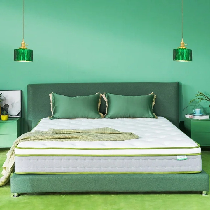 Introducing Novilla Vitality 10" Queen Hybrid Mattress: Cool Gel Memory Foam & Innerspring