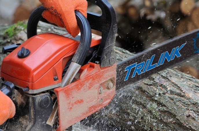 Using a Chain Sharpener to Maintain Your Chainsaw at Home