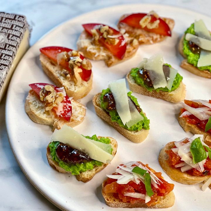 Crostini with Locatelli