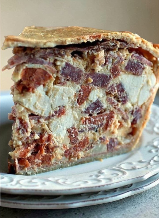 Easter Traditional Meat Pie,  Pizzagaina