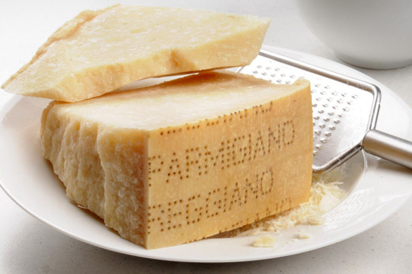Reggiano Parmigiano 600 g