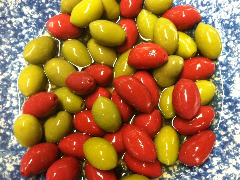 Red & Green Bella di Cerignola Olives