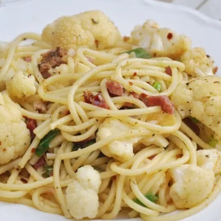 Spaghettoni with Califlower & Guanciale