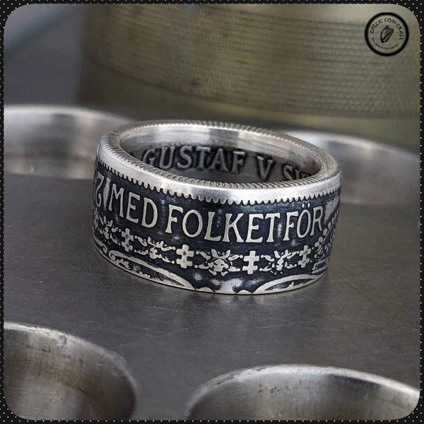 Swedish 2 Kronor Coin Ring