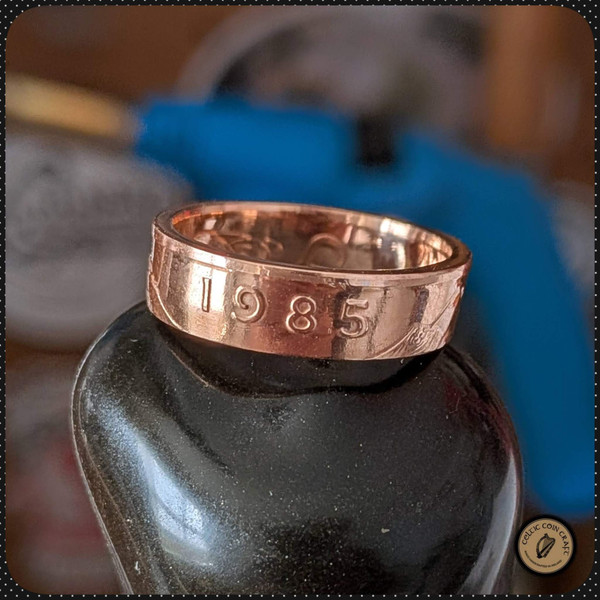 1985 Irish copper penny coin ring