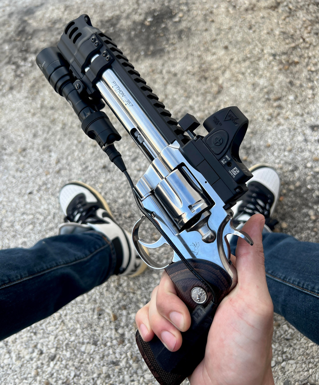 COLT Python ガスガン ブラック Tanaka Colt Python .357 Magnum R-Model 4 Inch Heavy Weight