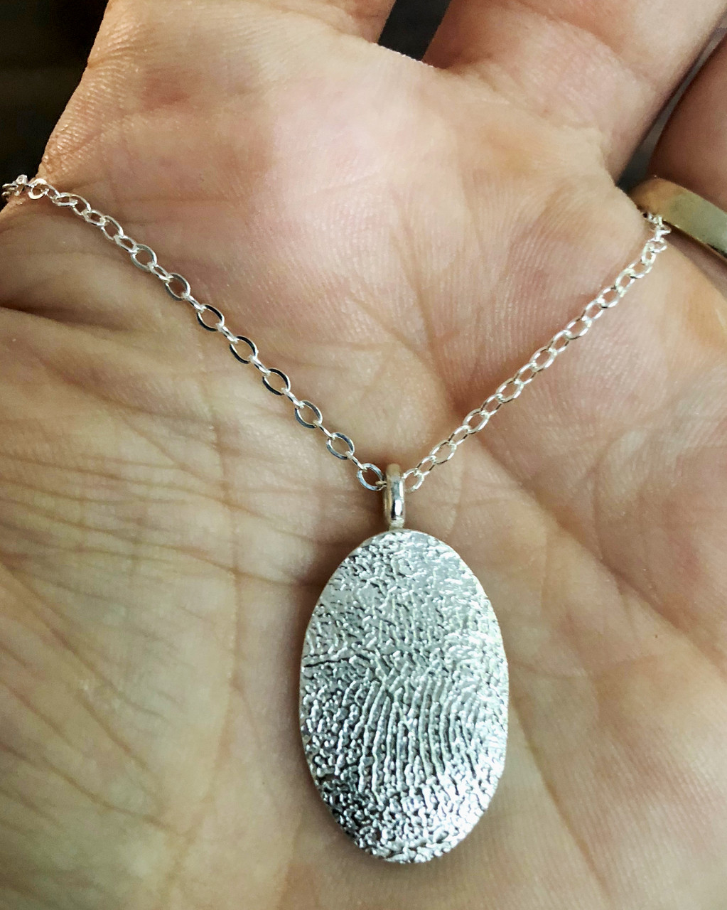 How To Get Fingerprints For Your Fingerprint Jewelry | Sincerely Silver