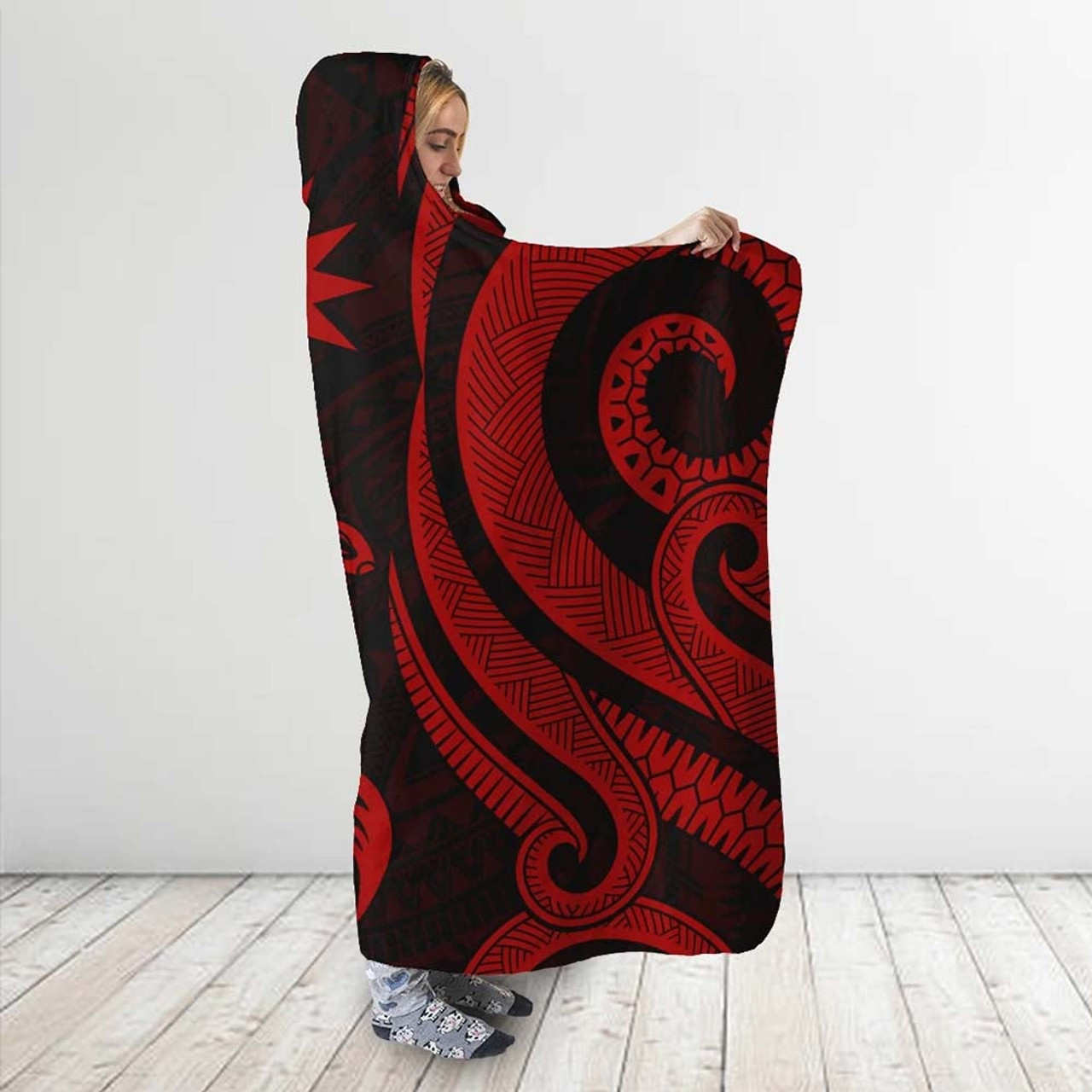 Nauru Hooded Blanket - Red Tentacle Turtle 3