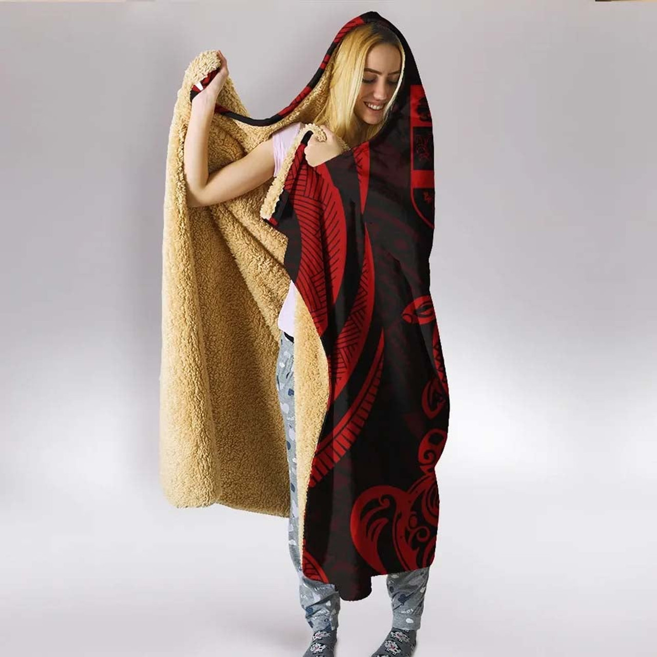 Fiji Hooded Blanket - Red Tentacle Turtle 2