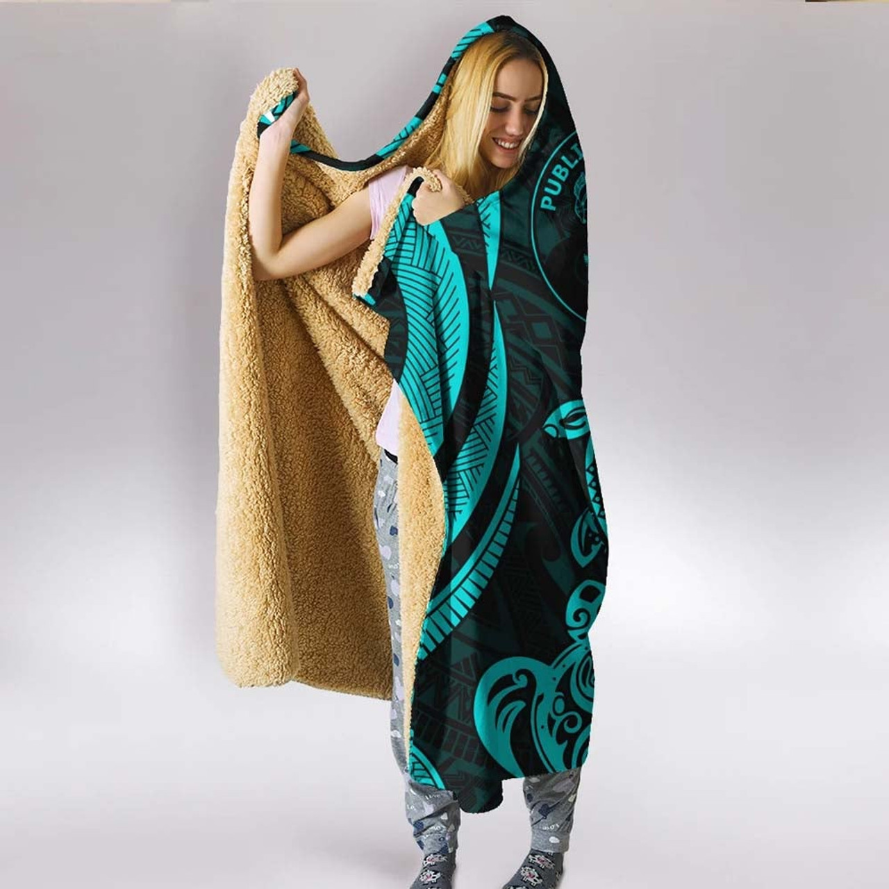 Niue Hooded Blanket - Turquoise Tentacle Turtle 2