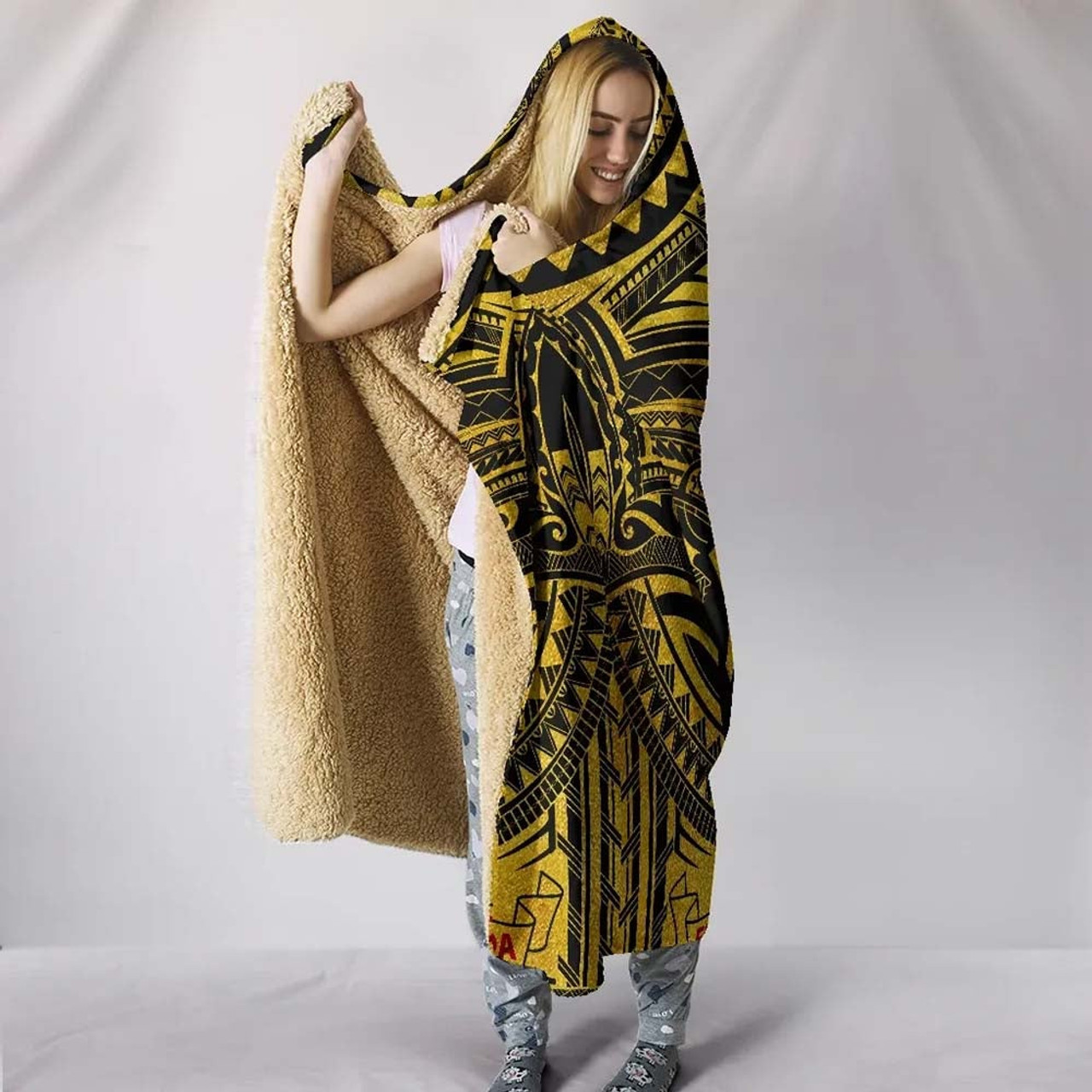 Samoa Blanket - Coat Of Arm Gold Black 3