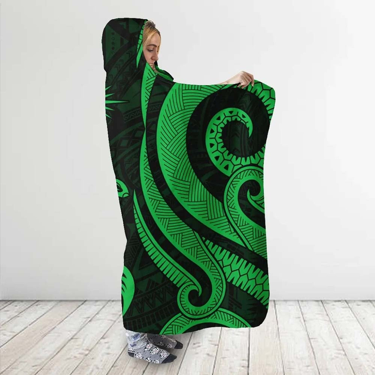 Marshall Islands Hooded Blanket - Green Tentacle Turtle 3