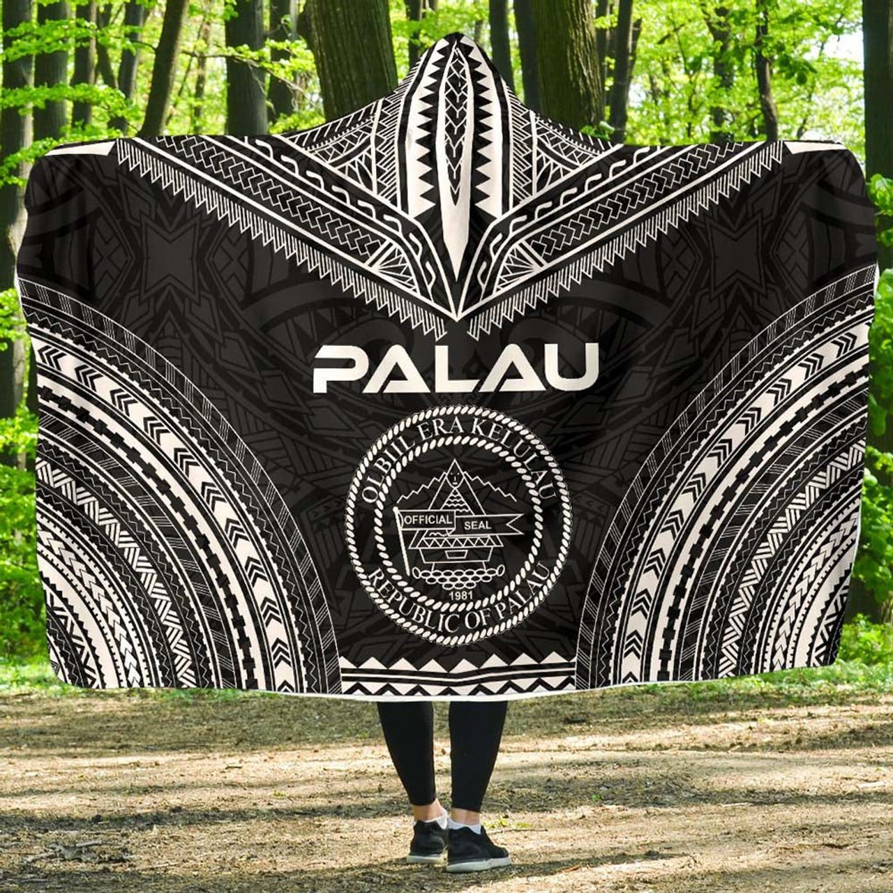 Palau Polynesian Chief Hooded Blanket - Black Version 1